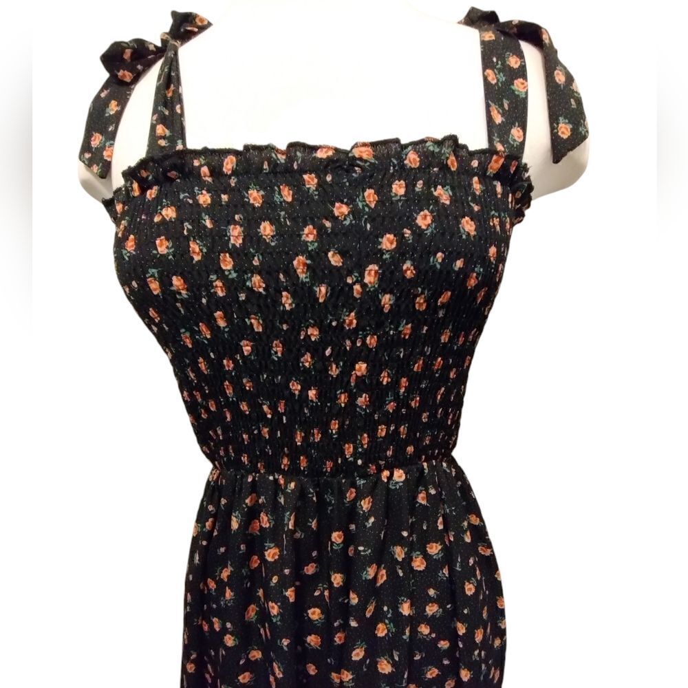 Violette Floral Tube With Adjustable Straps Maxi Dress - Picture 5 of 6